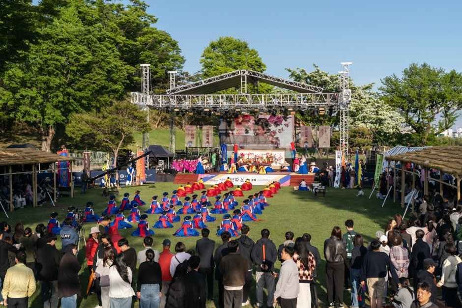 2026 진주 논개제: 역사 속으로 떠나는 5월 축제 완벽 가이드